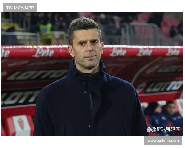 如何理解莫塔在足球中场中的独特定位与战术作用分析